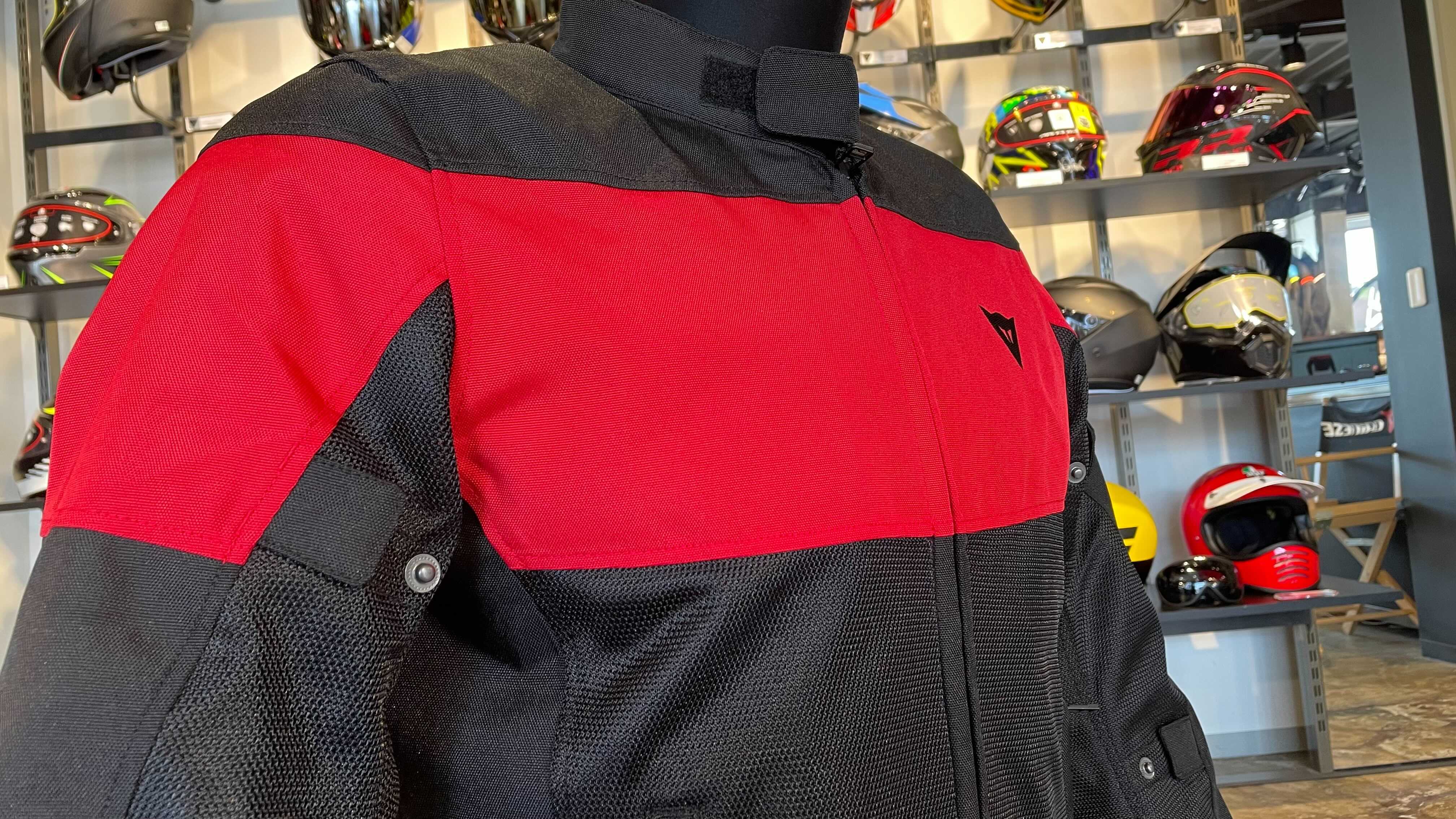 幅広いシーズンに対応するTEXジャケット【ELETTRICA AIR TEX JACKET】